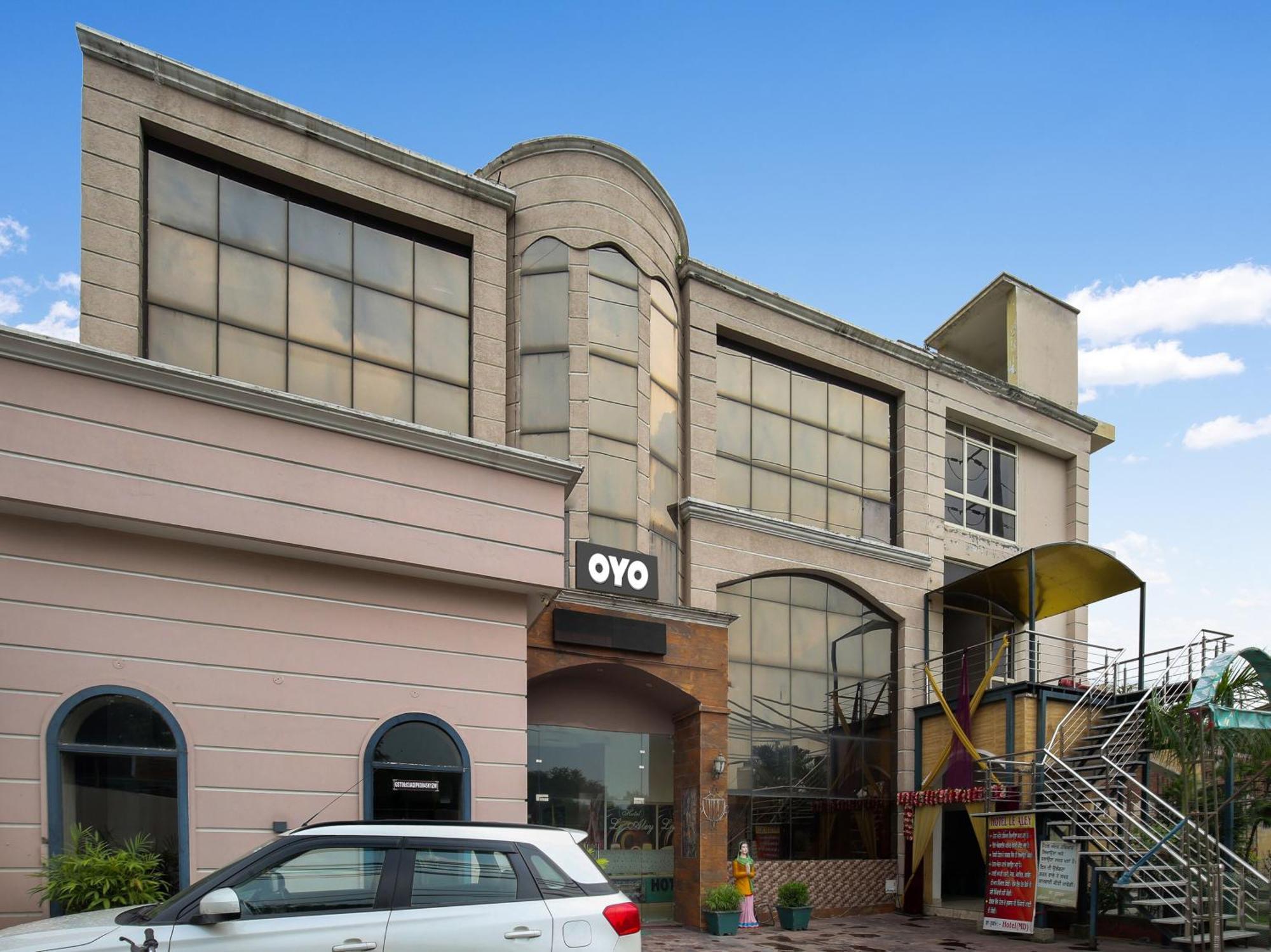Oyo Flagship Hotel Le Aley Regency Ludhiana Exterior foto